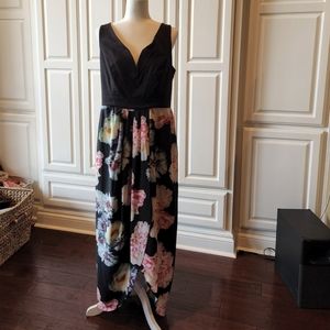 CITY chic Size S/16 front heart shape